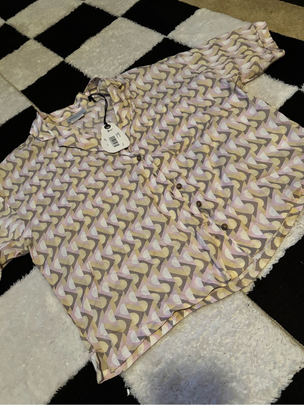Geometric Print Button-Up Shirt in Pastel Yellow & Pink